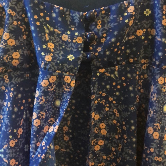 Floral tank top - Picture 3 of 5